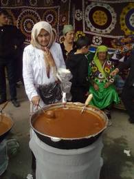 Готовится сумаляк.