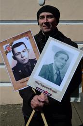 Л. А. Ушенин с дедами по материнской и отцовской линиям